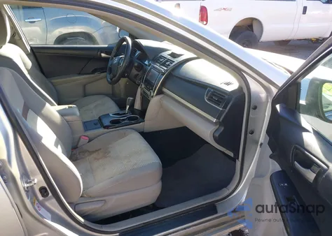 2013 Toyota Camry Le z USA, uszkodzony, nr VIN 4T1BF1FK6DU207623